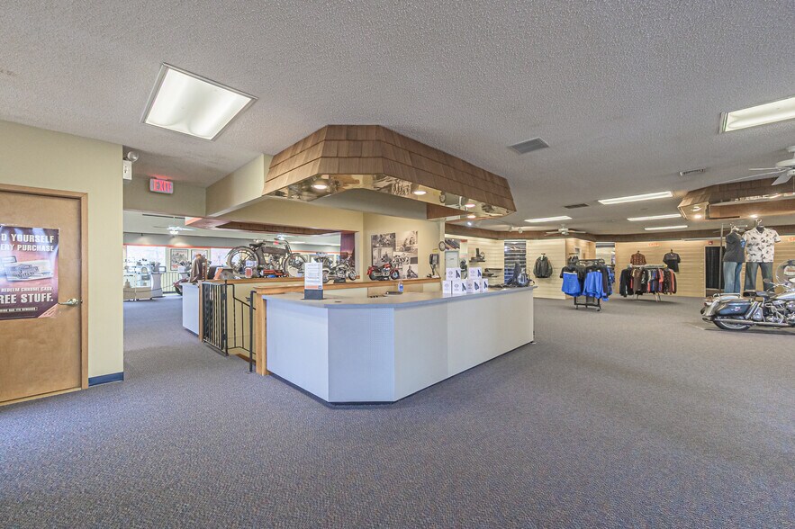 More Photos Of 219 E White Horse Pike, Galloway Health Club For Sale