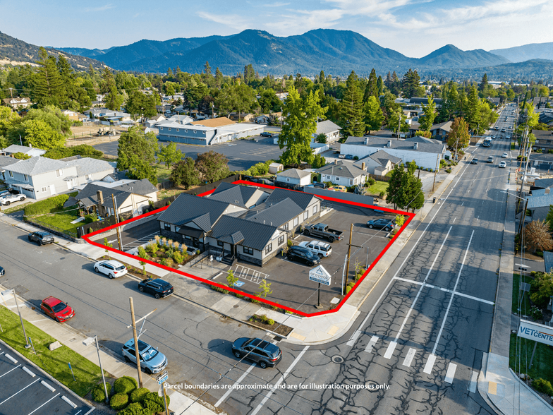 Primary Photo Of 1325 NE 7th St, Grants Pass Medical For Sale