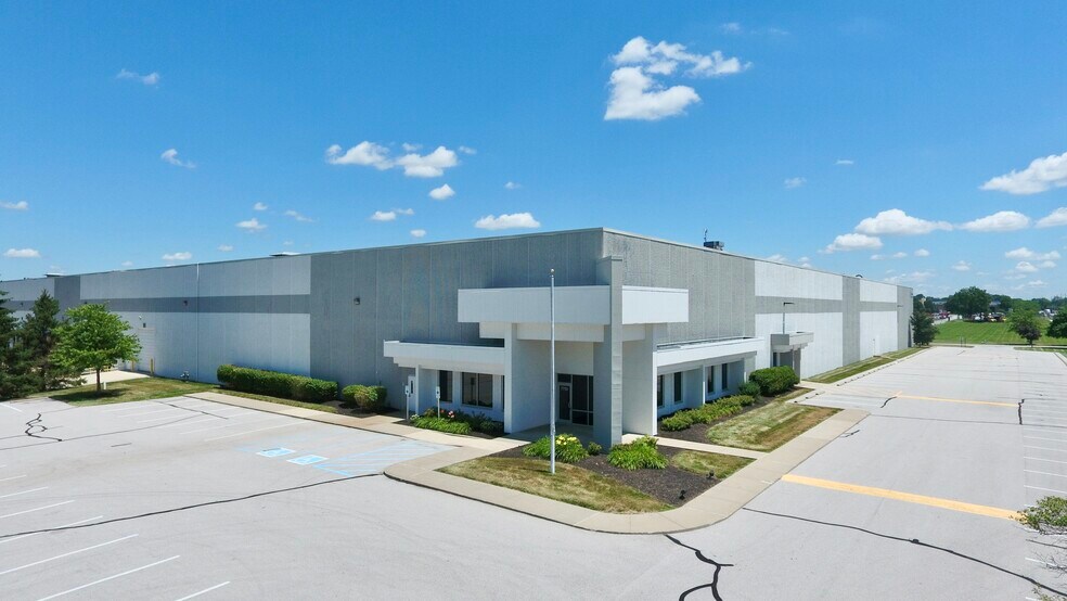 More Photos Of 7750-7754 W Morris St, Indianapolis Distribution For Lease