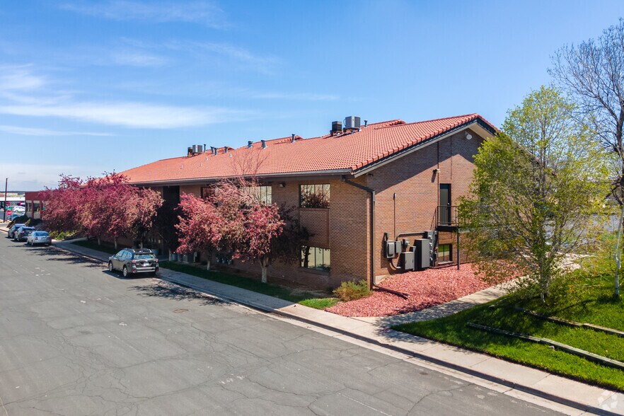 More Photos Of 3615 S Huron St, Englewood Office For Lease