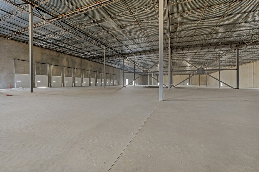 More Photos Of 30199 Bradham Dr, Visalia Unknown For Lease