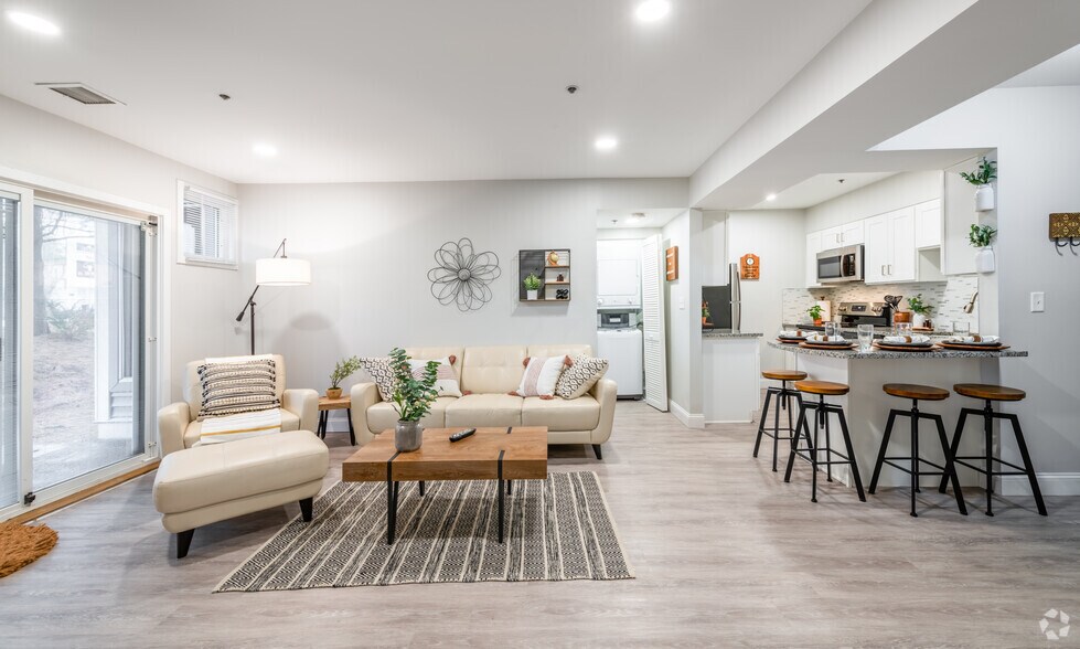 More Photos Of 171 East St, Methuen Apartments For Sale