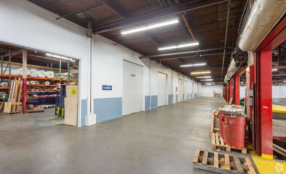 More Photos Of 6361 Thompson Rd, Syracuse Manufacturing For Lease