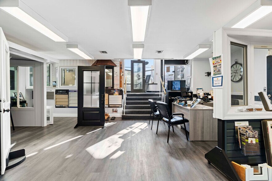 More Photos Of 1475 Hylan Blvd, Staten Island Freestanding For Sale