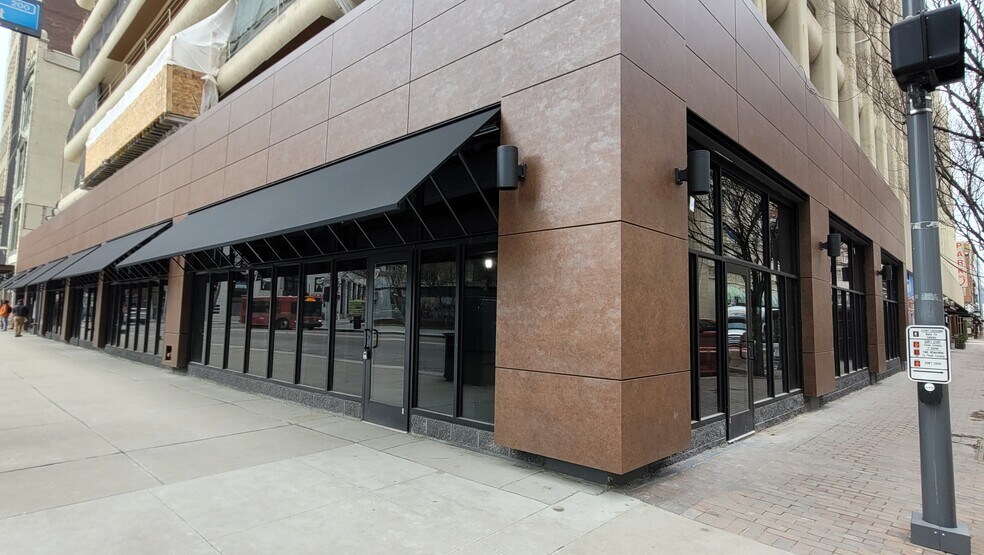 More Photos Of 202 6th St, Pittsburgh Parking Garage For Lease