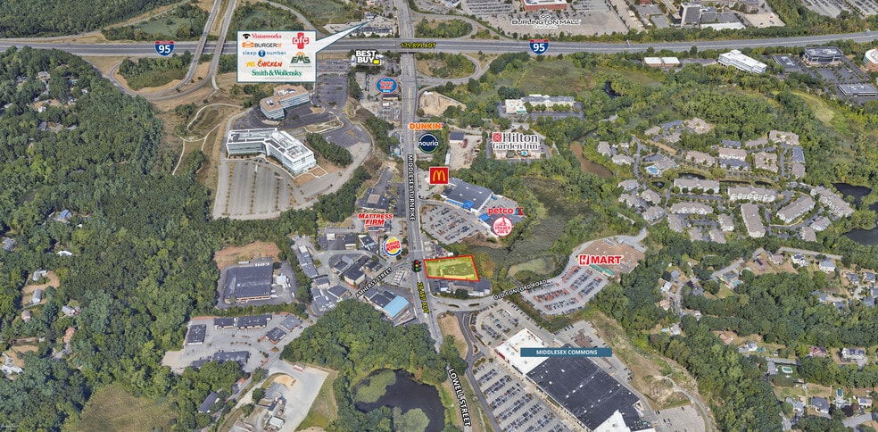 More Photos Of 47 Middlesex Tpke, Burlington Freestanding For Lease