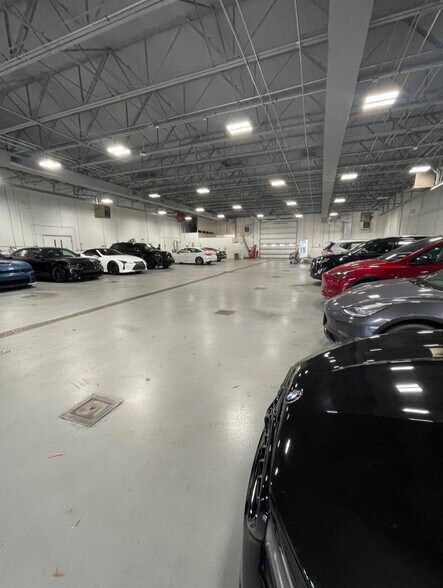 More Photos Of 4800 E Independence Blvd, Charlotte Auto Dealership For Sale