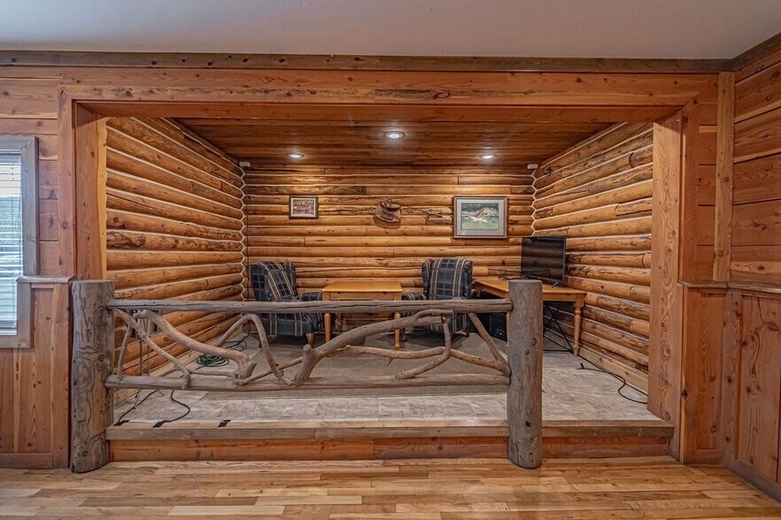 More Photos Of 3427 Swan Valley Hwy, Irwin Hotel For Sale