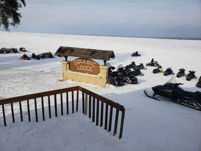 More Photos Of N9600 M64, Marenisco Hotel For Sale