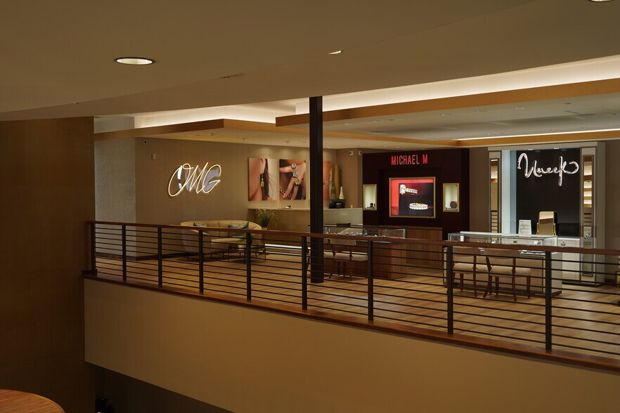 More Photos Of 102 N 145th St, Omaha General Retail For Sale