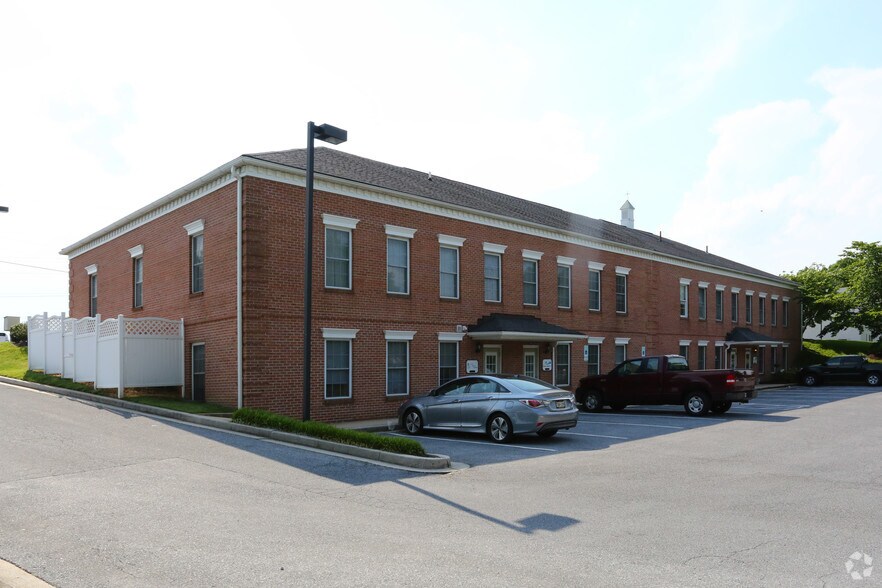 More Photos Of 1812 Baltimore Blvd, Westminster Office For Lease