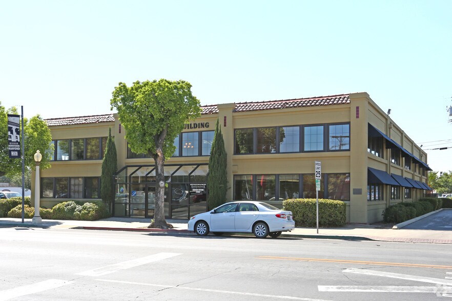 More Photos Of 425 W 7th St, Hanford Office For Sale