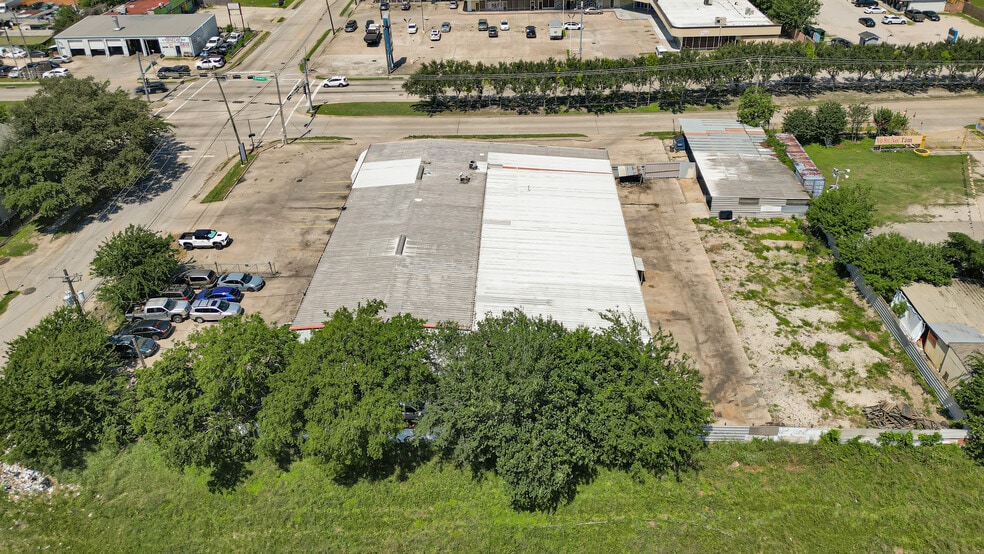 More Photos Of 4255 S Kirkwood Rd, Houston Storefront For Sale