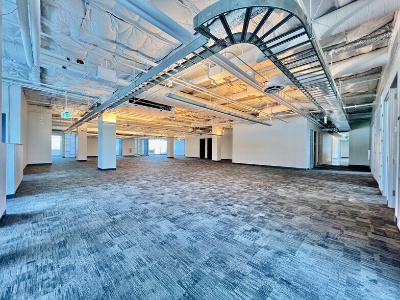 More Photos Of 250 E Olive Ave, Burbank Loft Creative Space For Lease