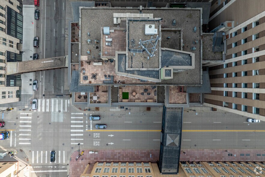 More Photos Of 601-607 Marquette Ave, Minneapolis Apartments For Lease