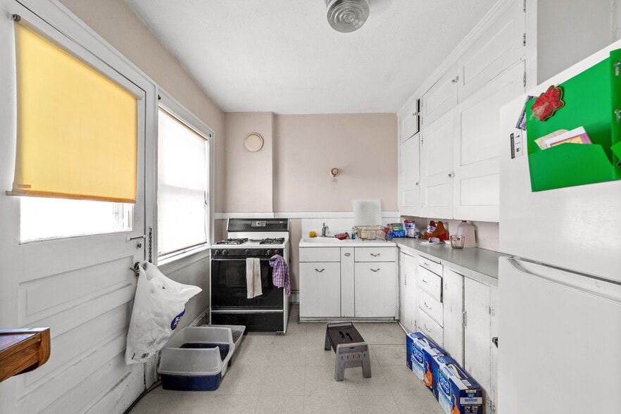 More Photos Of , Cleveland Unknown For Sale