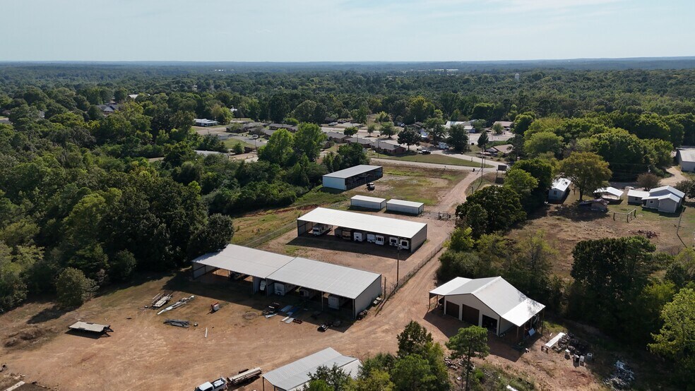 More Photos Of 1042 Old Highway 70 W, Dierks Self Storage For Sale