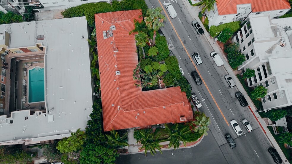 More Photos Of 8468 Fountain Ave, West Hollywood Apartments For Sale