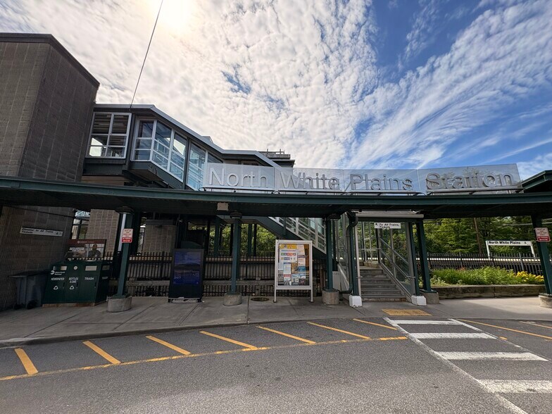 More Photos Of 1 Harlem Ave, White Plains General Retail For Lease