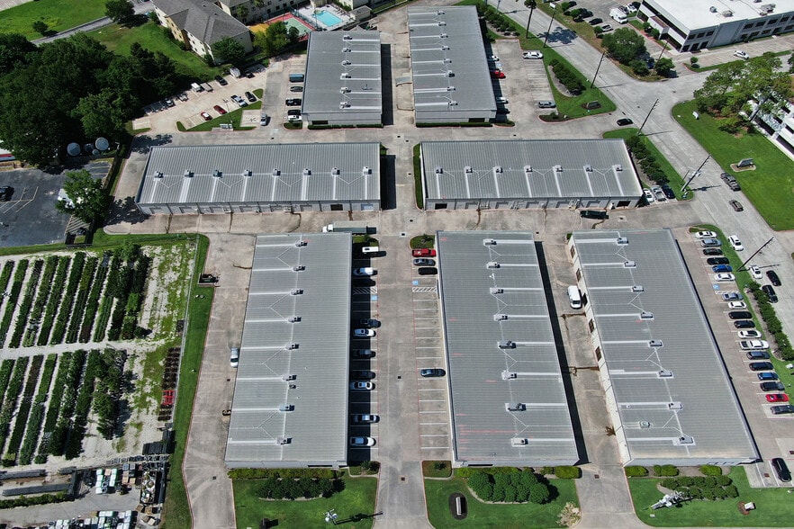 More Photos Of 25003 Pitkin Rd, Spring Unknown For Lease