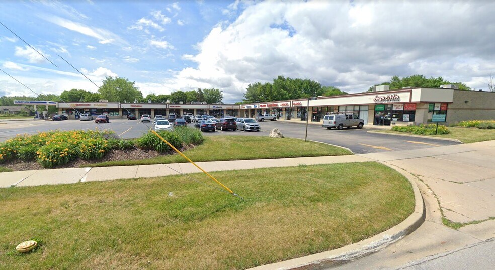More Photos Of 501-541 W 87th St, Naperville General Retail For Sale