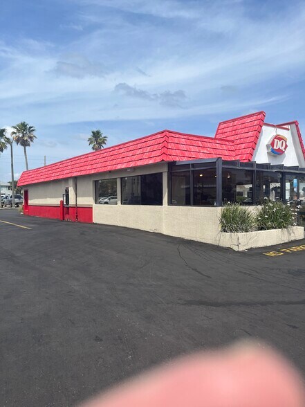 More Photos Of 902 3rd St N, Jacksonville Beach Fast Food For Sale