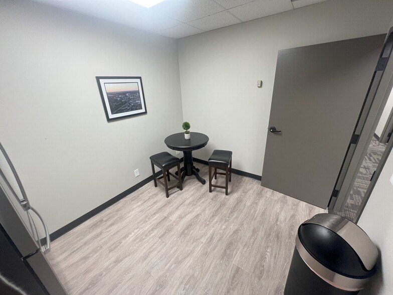 More Photos Of 300 3rd Ave SE, Rochester Medical For Sale