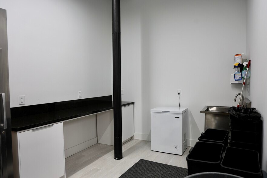 More Photos Of 4 W Main St, Markleville Storefront Retail Residential For Sale