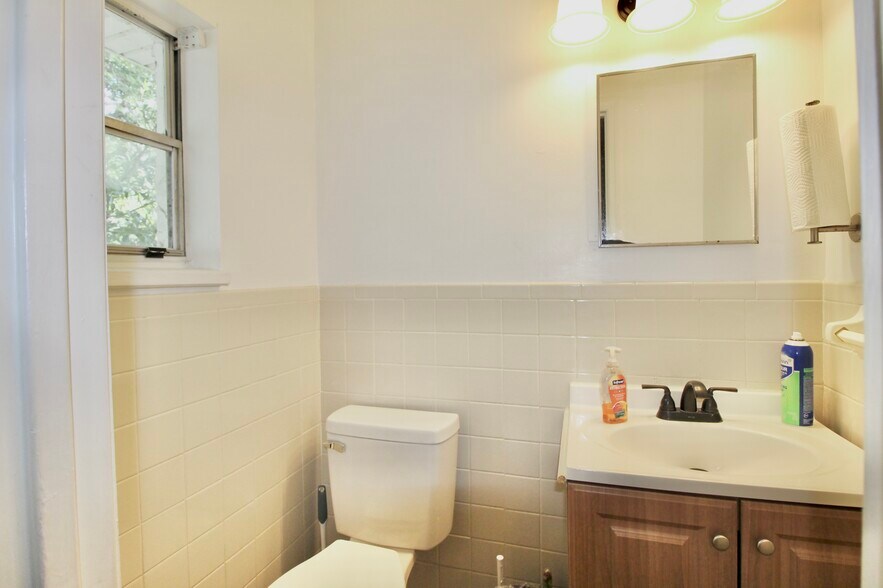 More Photos Of 610 Dundee Rd, Dundee Storefront Retail Residential For Sale