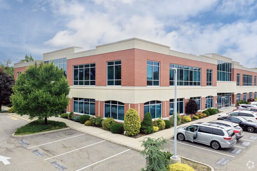 More Photos Of 855 Lehigh Ave, Union Township Office For Lease