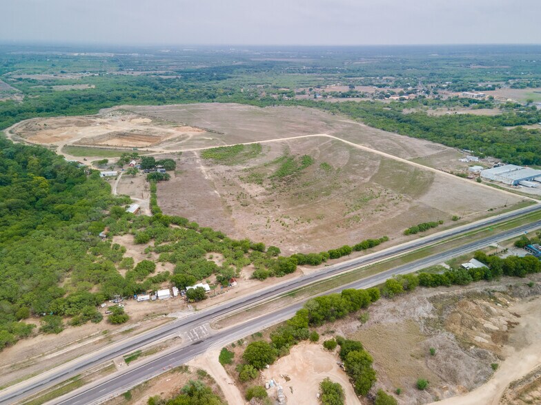 More Photos Of 17592 S US Highway 281, San Antonio Land For Sale