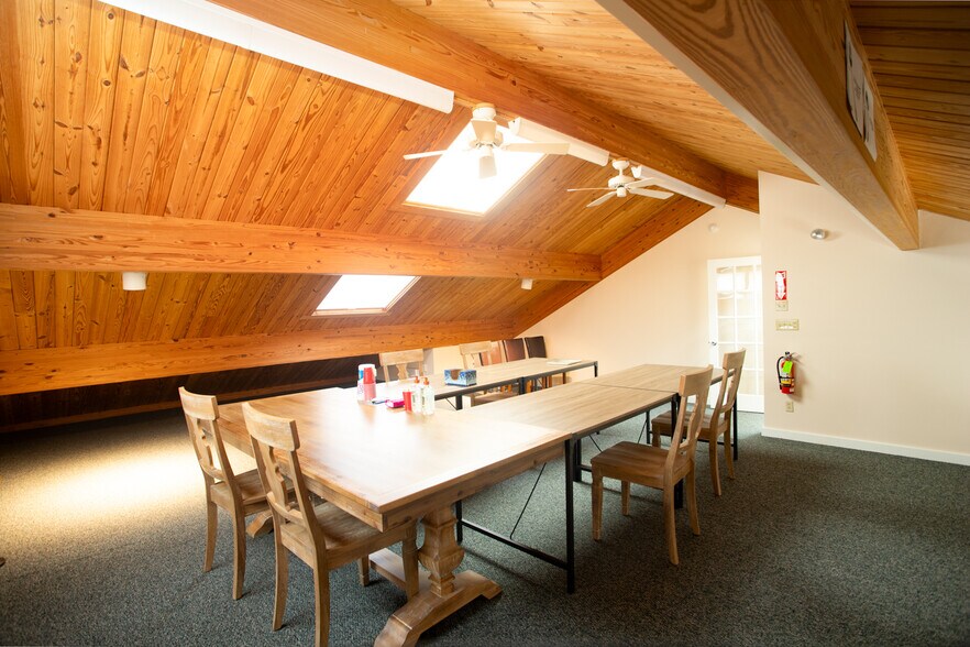 More Photos Of 767 Main Rd, Westport General Retail For Sale