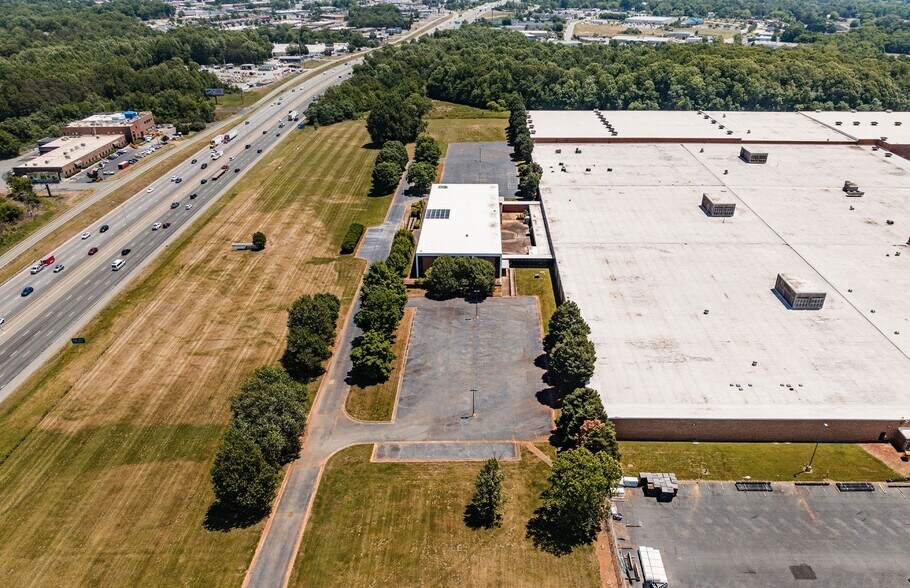 More Photos Of 2516 Industry Dr, Burlington Manufacturing For Lease