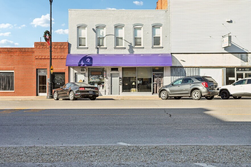 More Photos Of 209 N State St, Litchfield Storefront Retail Residential For Sale