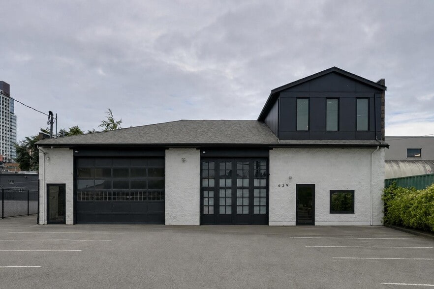Primary Photo Of 639 Pembroke St, Victoria Industrial For Sale