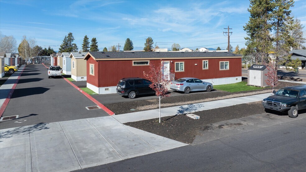 More Photos Of 51395 Preble Way, La Pine Manufactured Housing Mobile Home Park For Sale