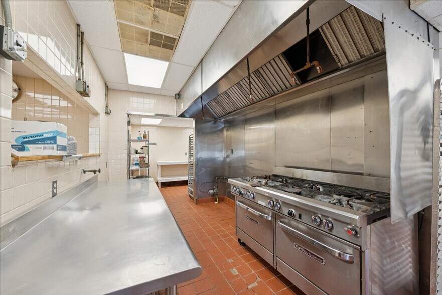 More Photos Of 3523 US Highway 22, Readington Restaurant For Sale