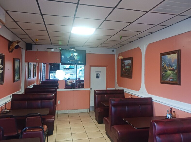 More Photos Of 3460 Cypress Mill Rd, Brunswick Restaurant For Sale