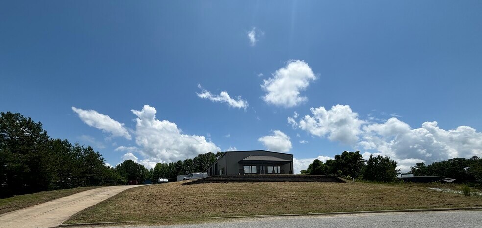 More Photos Of 92 Chestatee Industrial, Dahlonega Warehouse For Sale