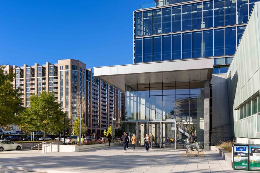 More Photos Of 3401 Fairfax Dr, Arlington Office For Lease