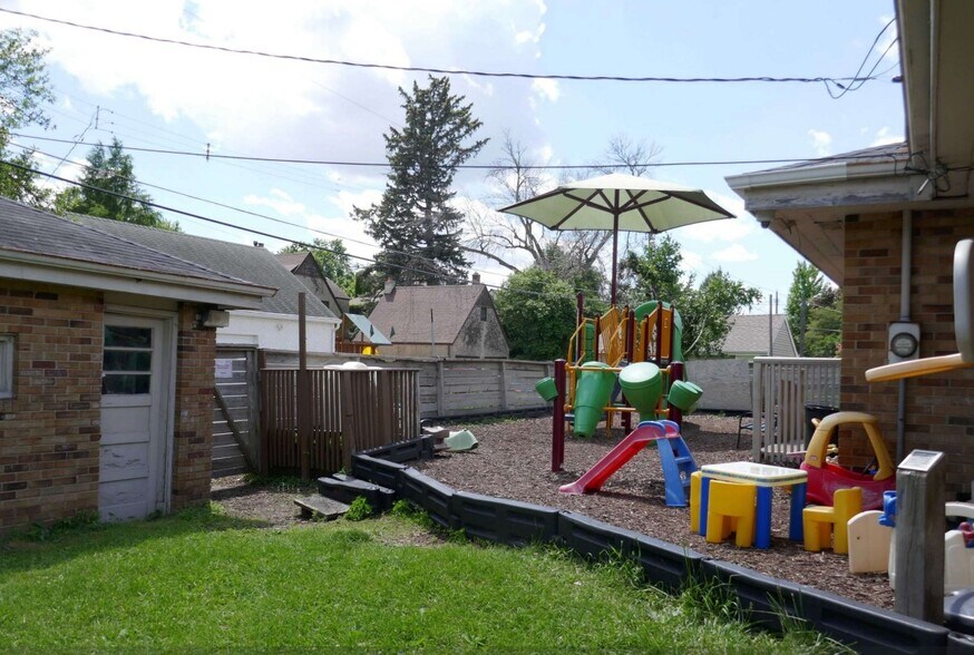 More Photos Of 1758 Ford Pky, Saint Paul Schools For Sale