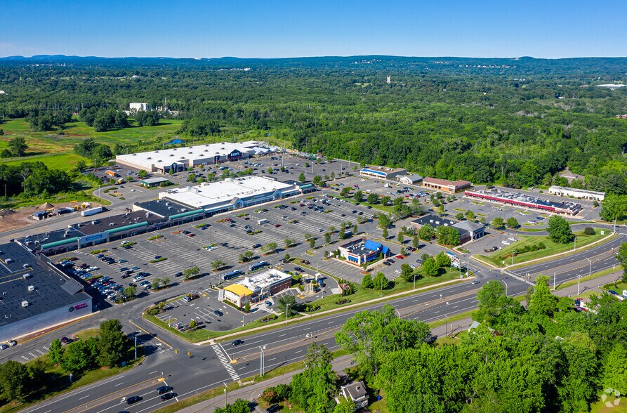 More Photos Of 331 Cottage Grove Rd, Bloomfield Freestanding For Lease