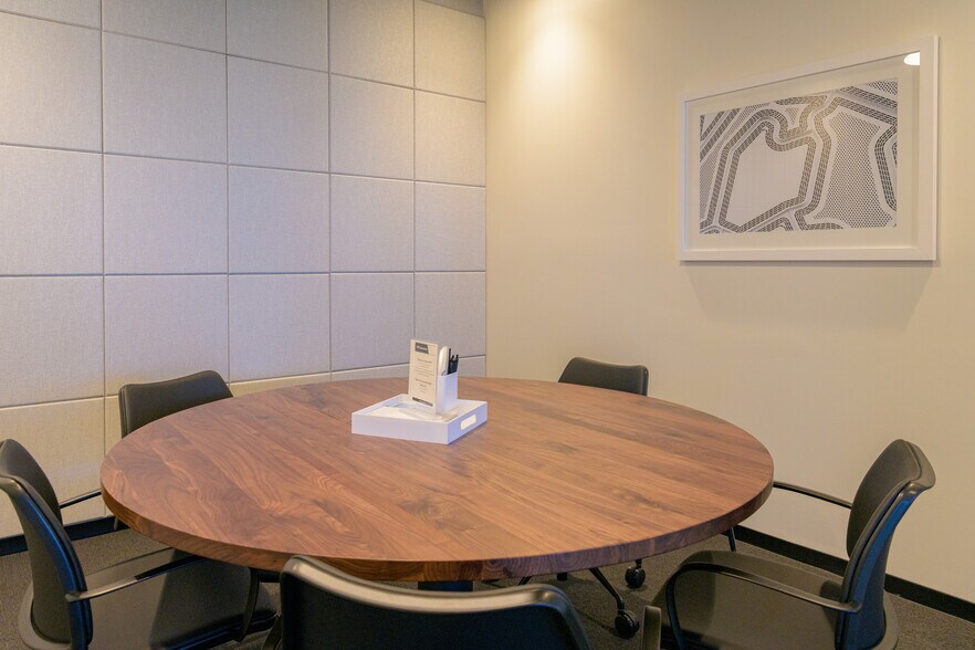 More Photos Of 252 NW 29th St, Miami Coworking Space