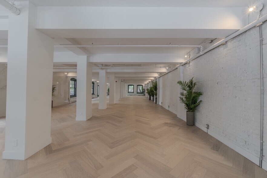 More Photos Of 754-762 Rue Saint-Paul O, Montréal Apartments For Lease