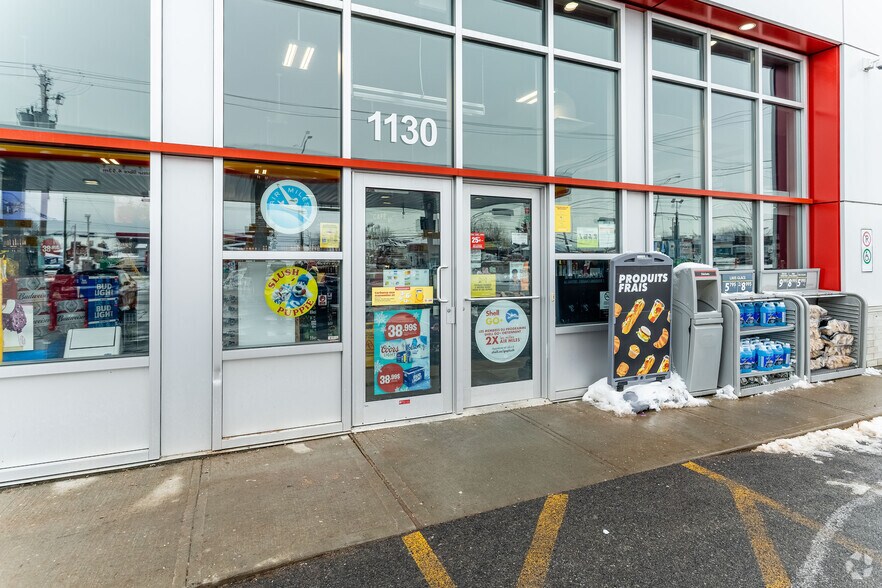 More Photos Of 1130 Boul Monseigneur-Langlois, Salaberry-de-valleyfield General Retail For Sale
