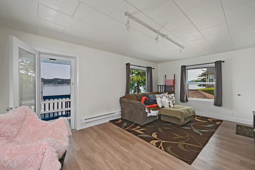 More Photos Of 8716 Sand Point Way NE, Seattle Apartments For Sale