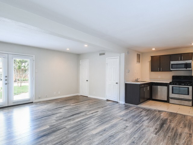 More Photos Of 4929 Reiger Ave, Dallas Apartments For Sale