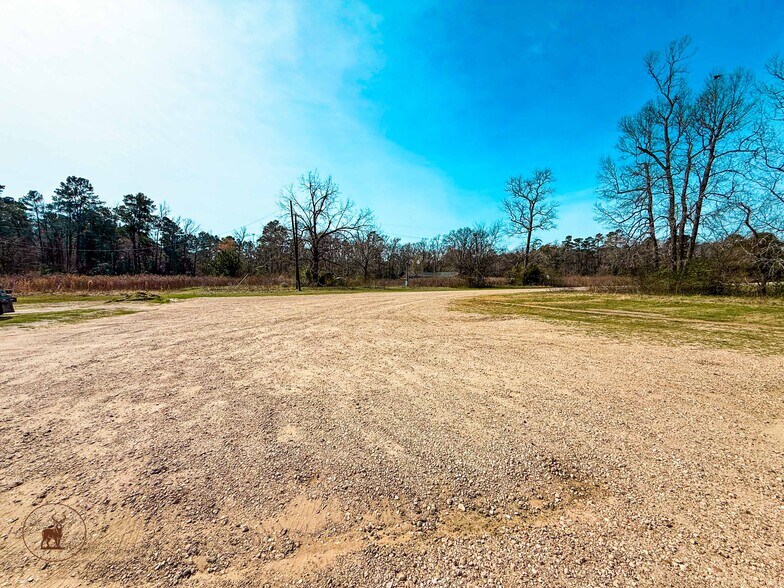 More Photos Of 682 FM 2021, Lufkin Warehouse For Sale