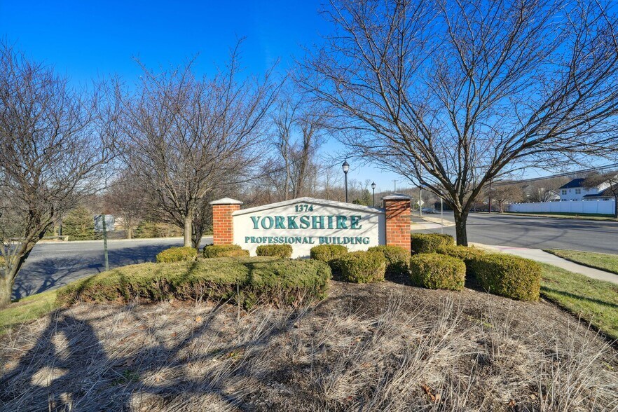 More Photos Of 1374 Whitehorse Hamilton Square Rd, Hamilton Medical For Sale