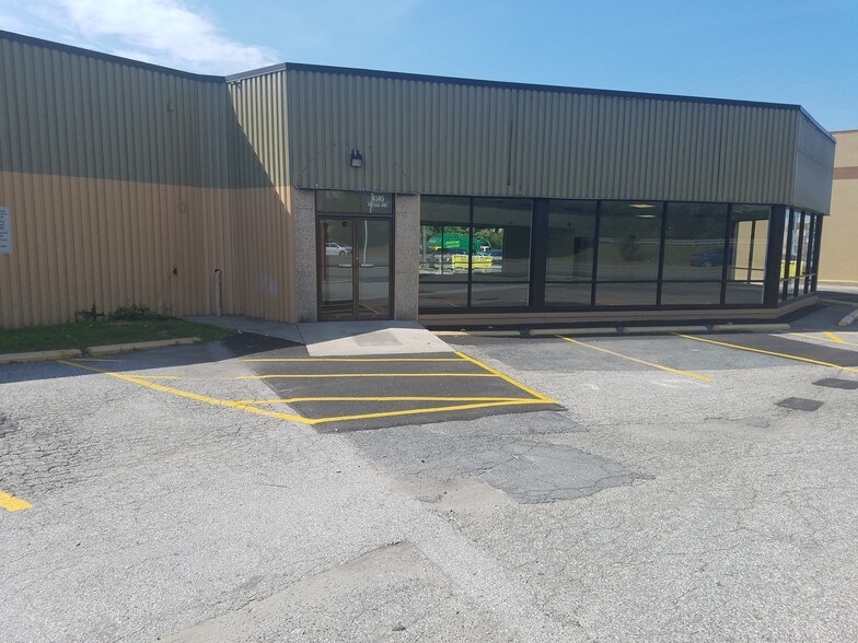 More Photos Of 6505 Pulaski Hwy, Rosedale Unknown For Lease